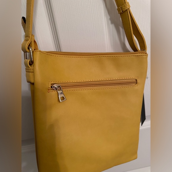 ISABELLE PETA APPROVED VEGAN LEATHER crossbody - Picture 12 of 13